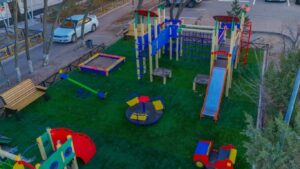 В ҚОНАЕВЕ В 2025 ГОДУ РЕАЛИЗОВАНО 15 ПРОЕКТОВ ПО БЛАГОУСТРОЙСТВУ ДВОРОВ