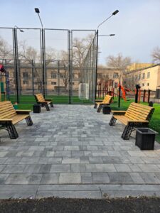 В ҚОНАЕВЕ В 2025 ГОДУ РЕАЛИЗОВАНО 15 ПРОЕКТОВ ПО БЛАГОУСТРОЙСТВУ ДВОРОВ