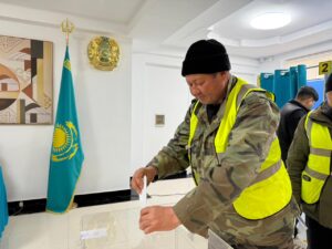 СНАЧАЛА РАБОТА, ПОТОМ ВЫБОР: КОММУНАЛЬНЫЕ РАБОТНИКИ КОНАЕВА ПРОГОЛОСОВАЛИ ПОСЛЕ СМЕНЫ