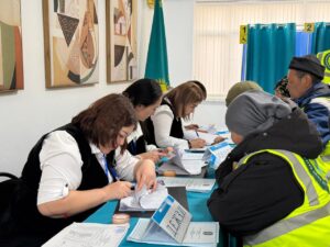 СНАЧАЛА РАБОТА, ПОТОМ ВЫБОР: КОММУНАЛЬНЫЕ РАБОТНИКИ КОНАЕВА ПРОГОЛОСОВАЛИ ПОСЛЕ СМЕНЫ